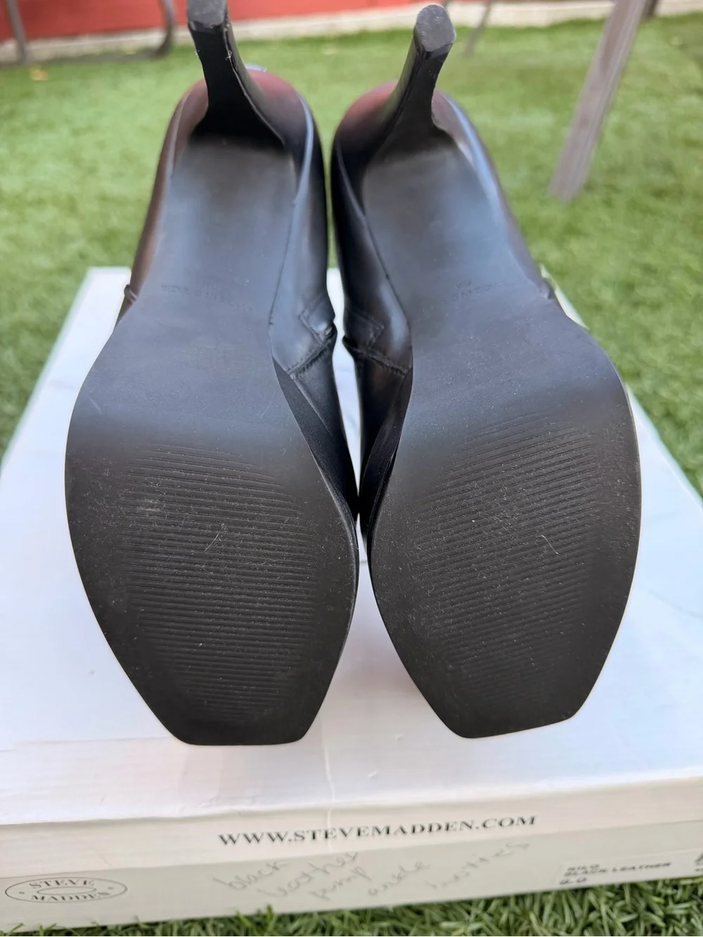 Steve Madden Kilo Black Leather Platform Ankle Booties Side Zip Round Toe 8M